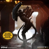 Mezco Toyz One:12 Collective Alien Deluxe Edition Action Figure Egg Facehugger